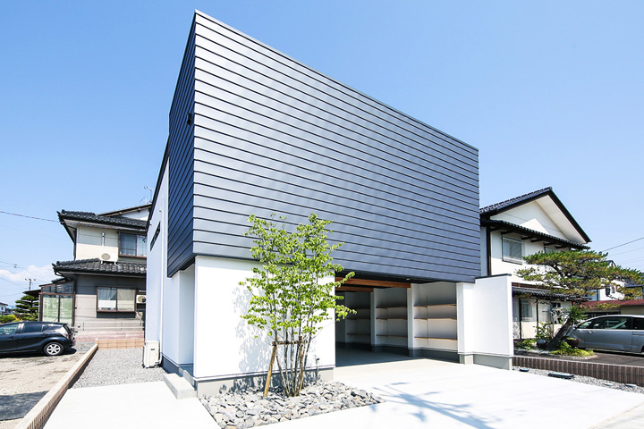 二階建て住宅の画像